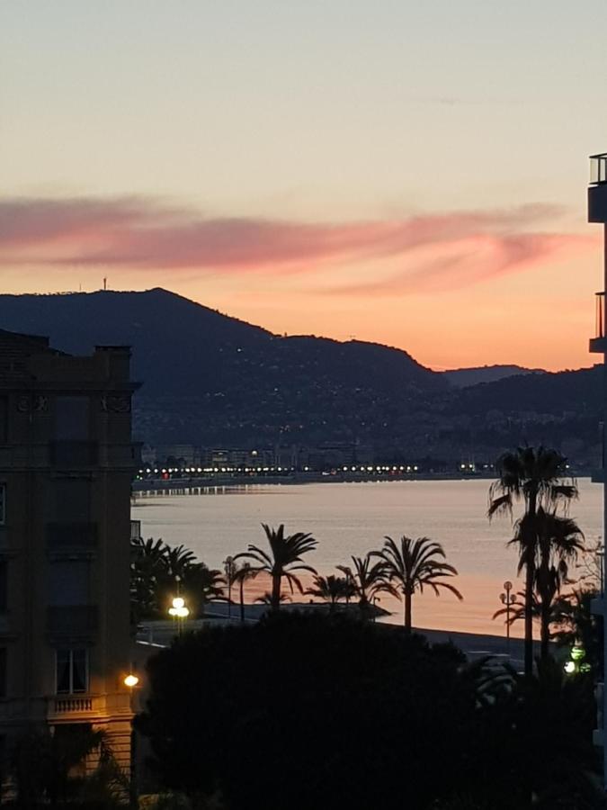 Parvis De La Mer, 50M De La Plage Nice Exteriér fotografie
