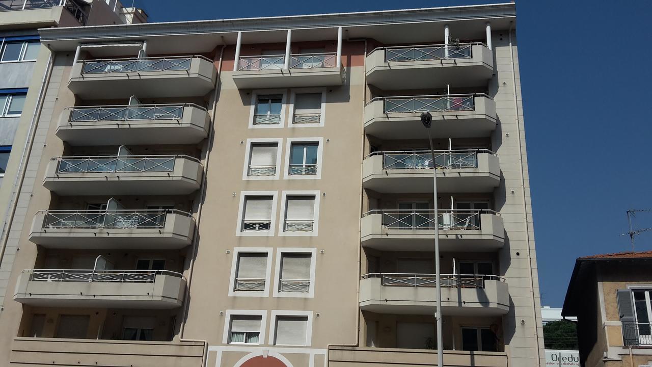 Parvis De La Mer, 50M De La Plage Nice Exteriér fotografie